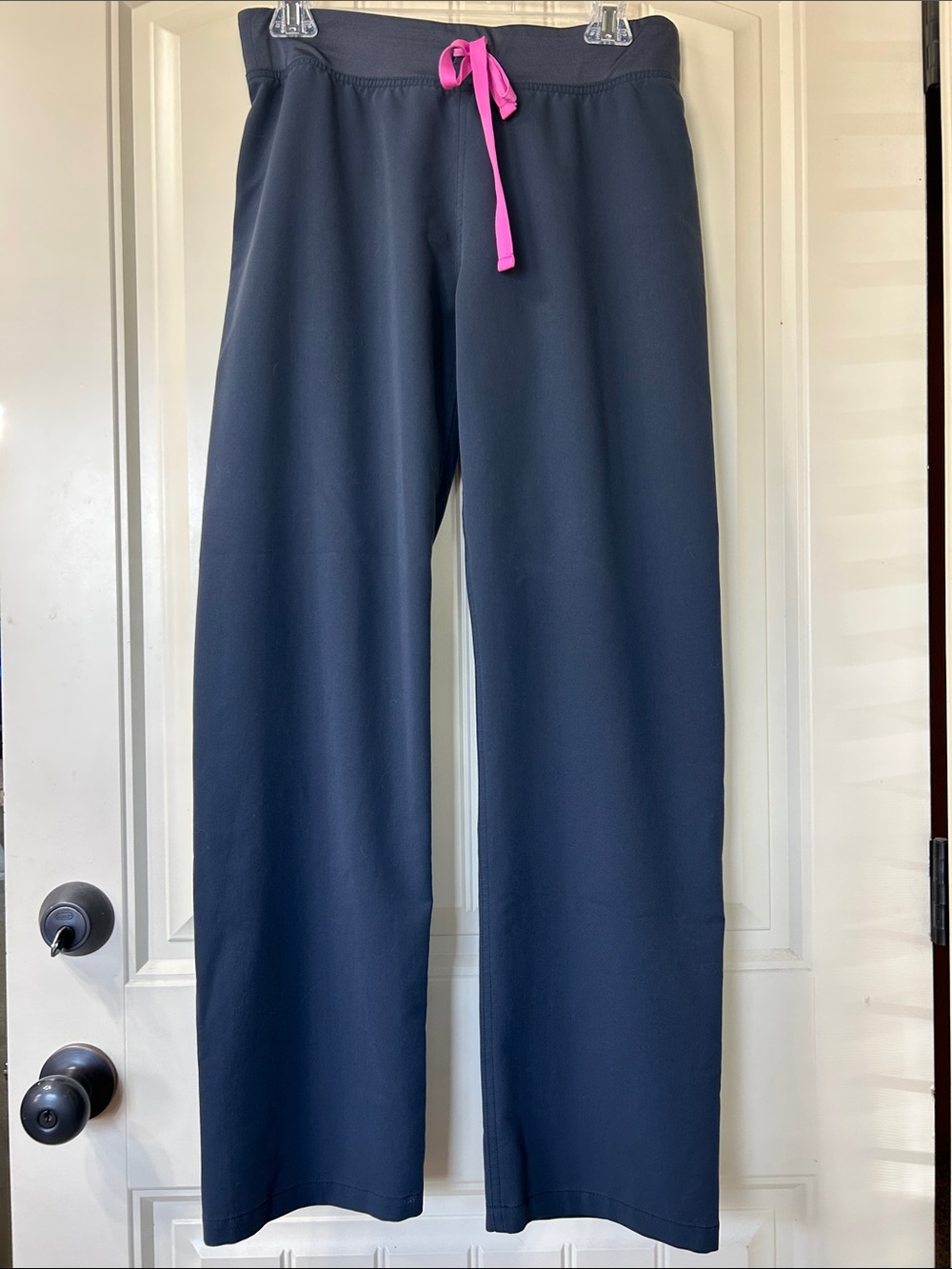 Women’s Fig brand Draw String Scrub Pants Size Small